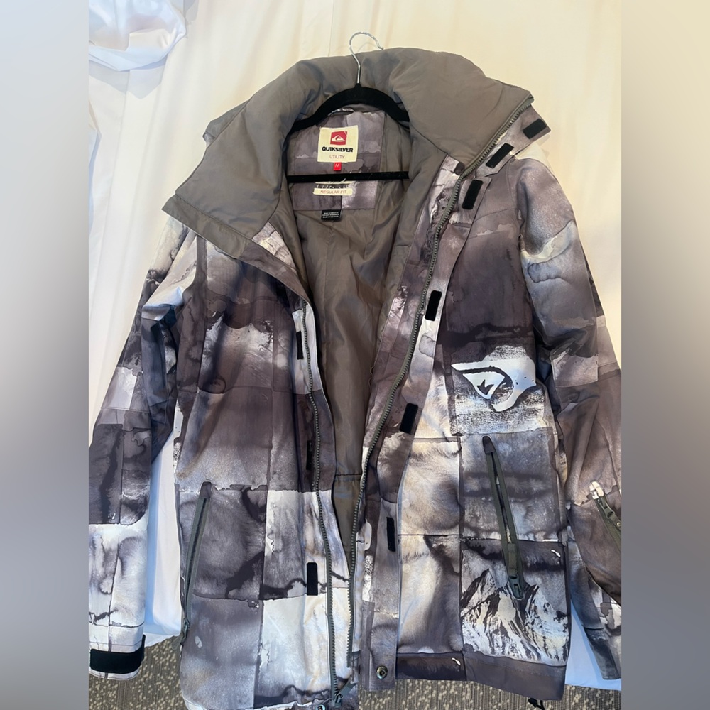 Men’s quicksilver ski/snowboard jacket